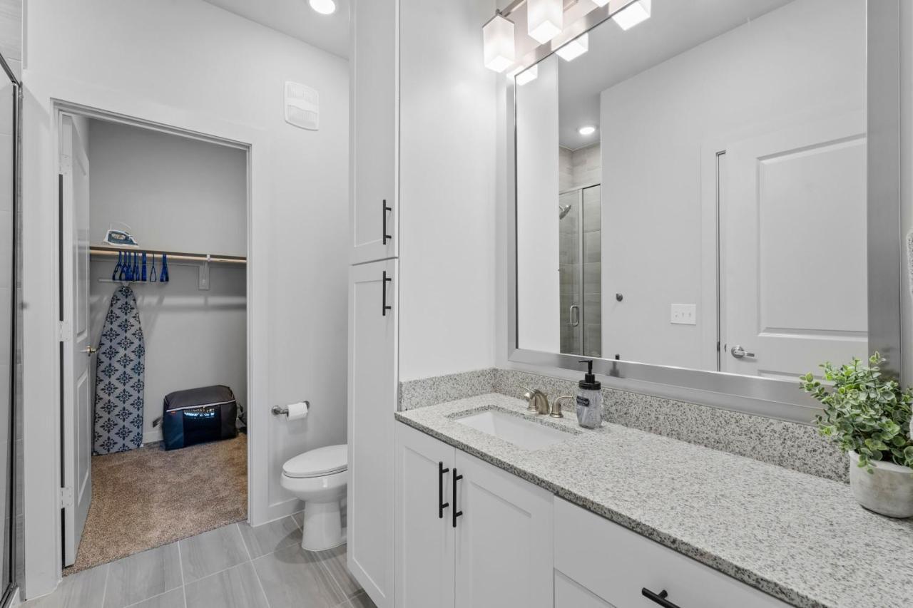 Apartament Luxury Central Apts - Free Parking, Gym, Fast Wifi Austin Zewnętrze zdjęcie