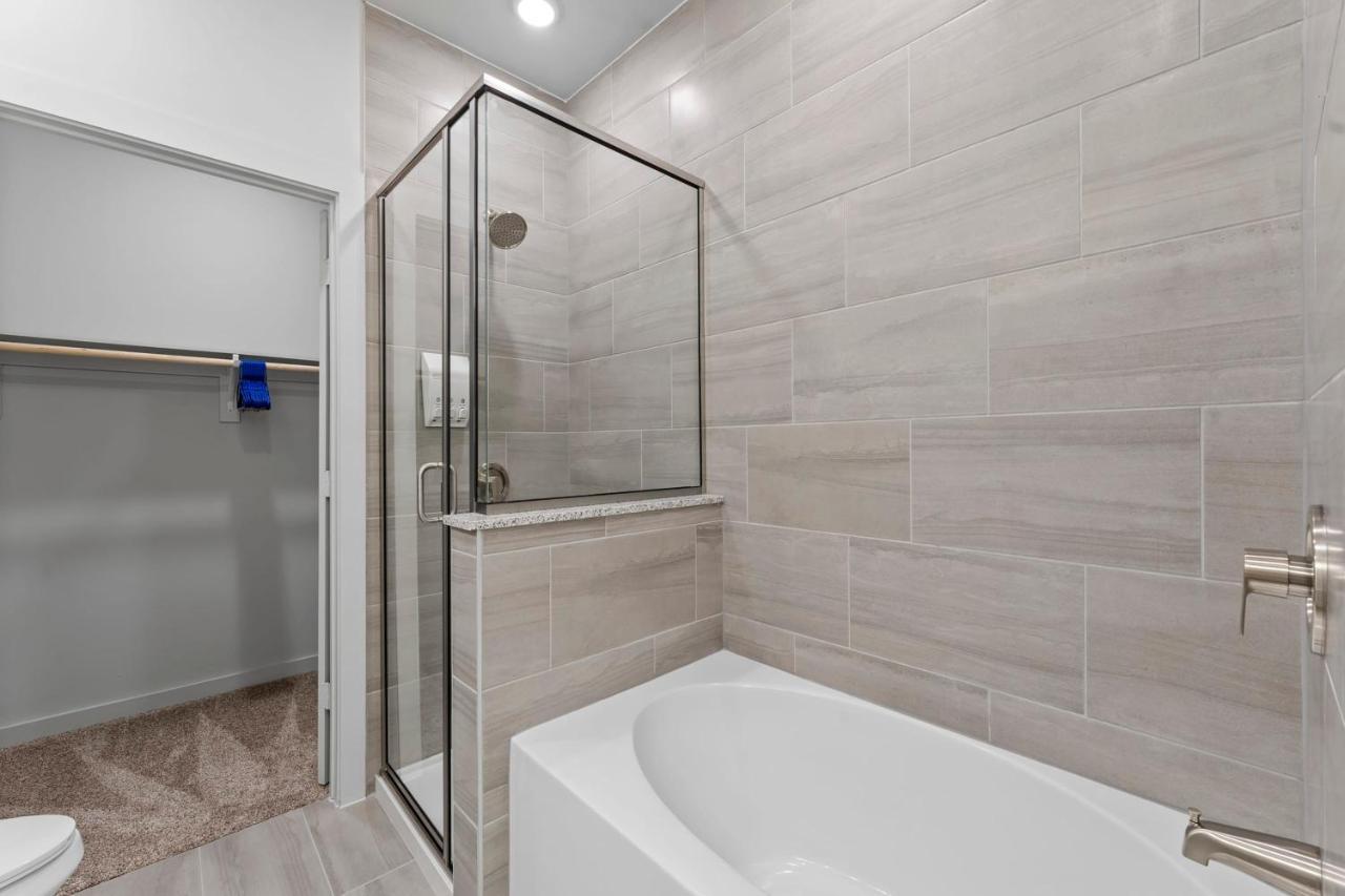 Apartament Luxury Central Apts - Free Parking, Gym, Fast Wifi Austin Zewnętrze zdjęcie